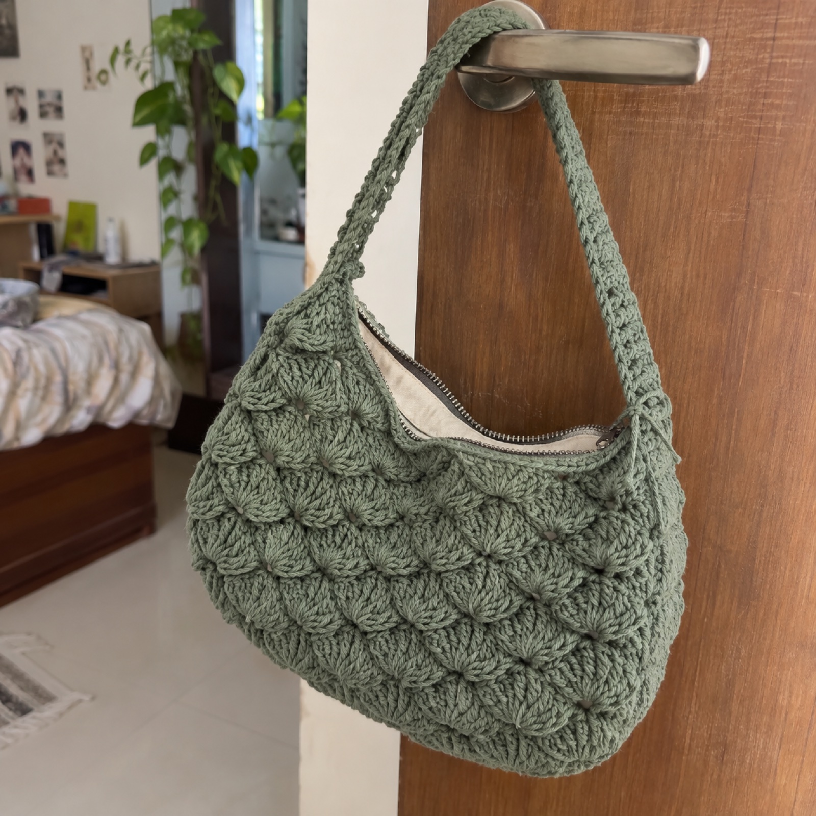 Sage Shell-Stitch Sling: handmade crochet in deep sage, cream lining
