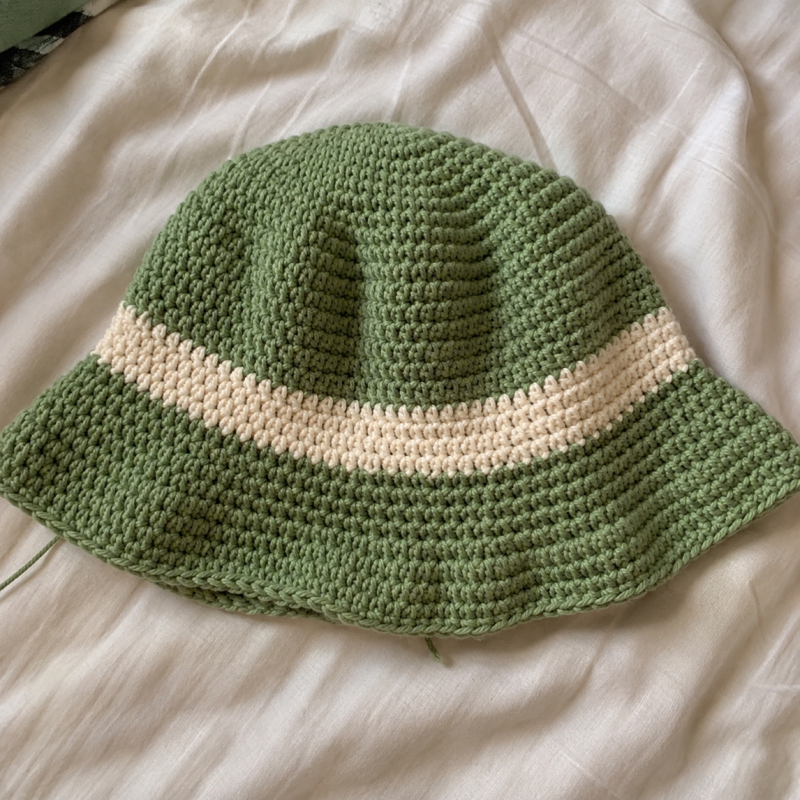 Café Bucket Hat: handmade crochet in tea green, cream