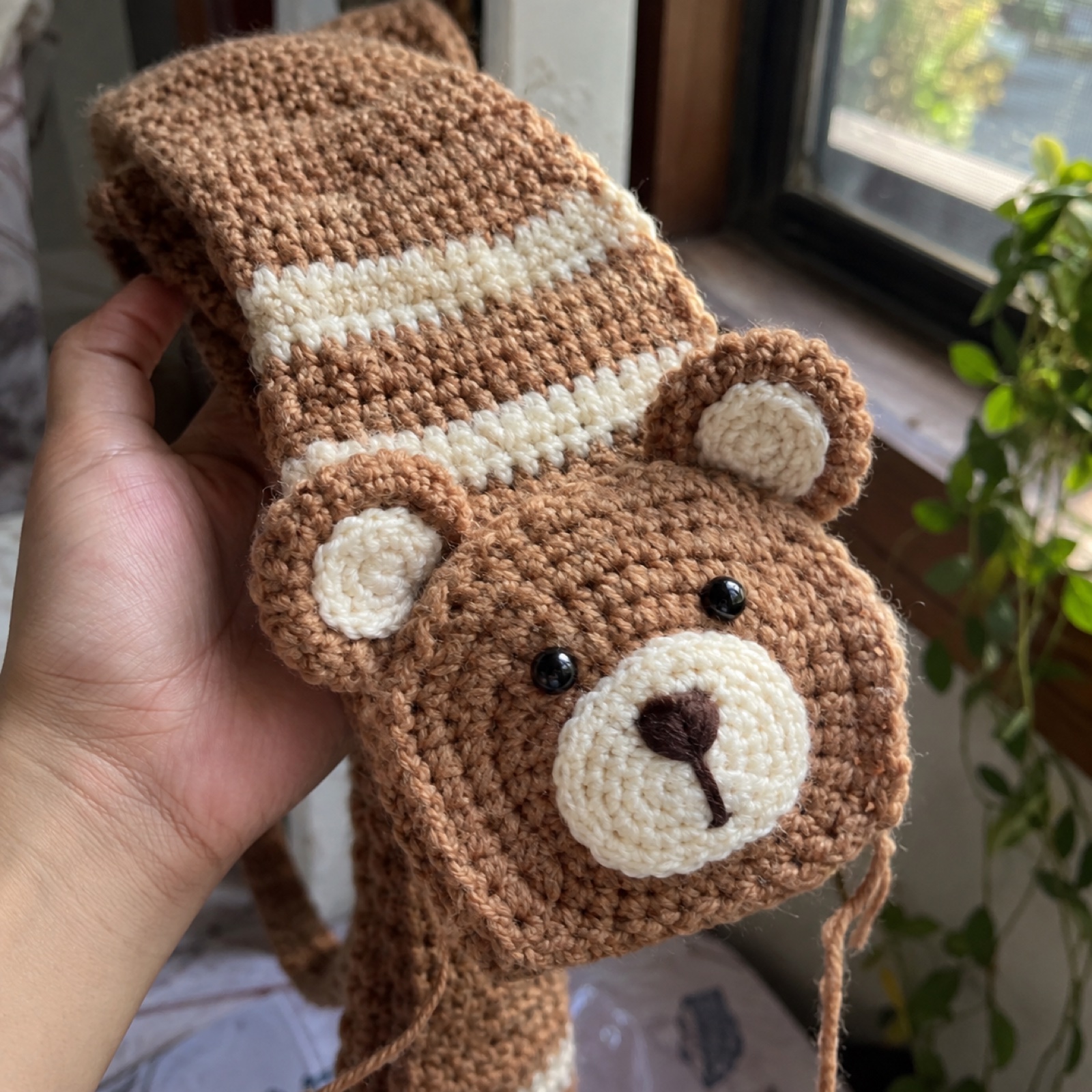Close-up of the stitches on the Little Bear Kids Muffler